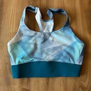 Under Armour Racer Back Bra Small